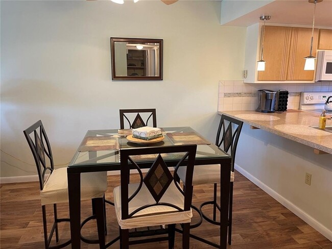 Building Photo - 3600 Bal Harbor Blvd