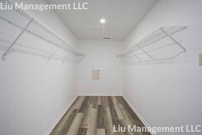 Building Photo - 4125 Goshawk Ct