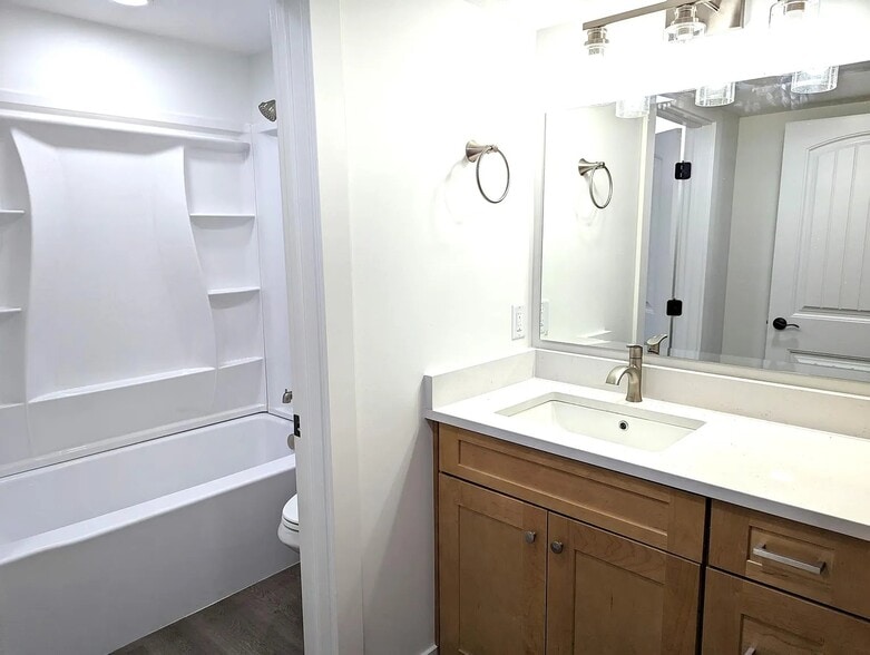 Building Photo - 13443 S Bridle Pk Cv