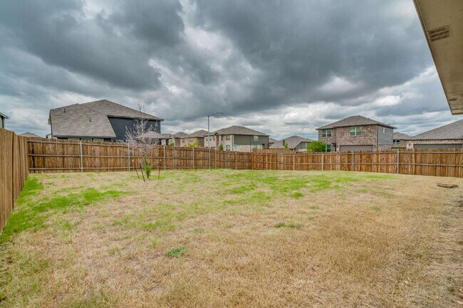 Building Photo - Charming 4-Bedroom Home in Eagle Mountain-...