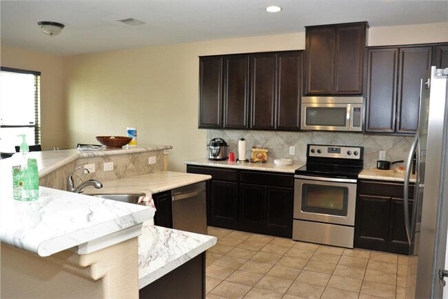 Building Photo - 1112 Strickling Dr