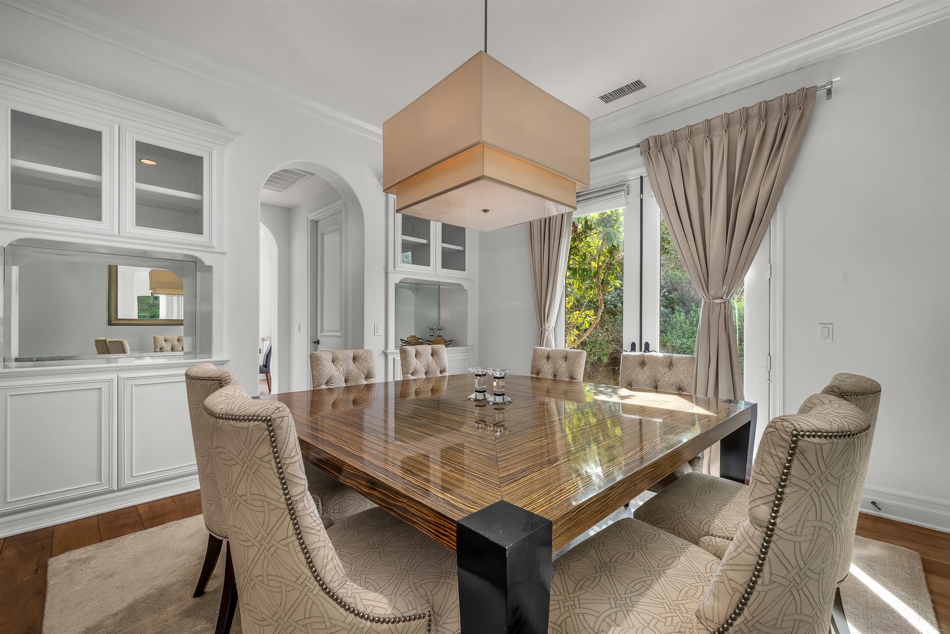 Building Photo - 8001 Ocean Bluff Dr