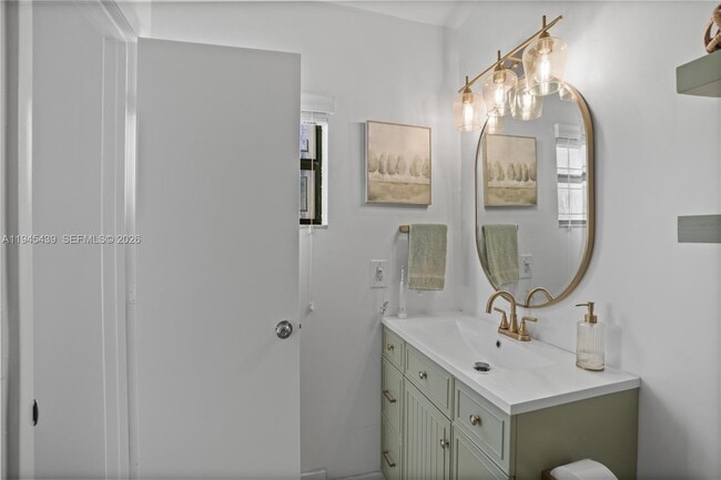 Building Photo - 4880 SW 64th Ave