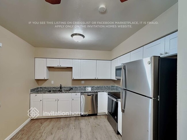 Building Photo - 9174 Lander St