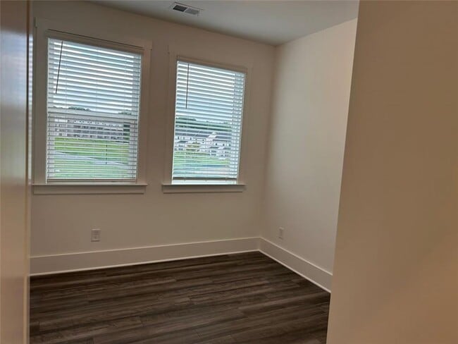 Building Photo - 1708 Gunnin Trce NW