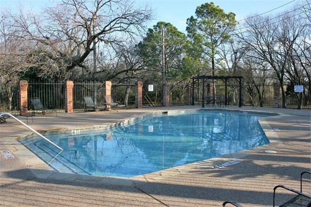 Building Photo - 135 Winchester Dr