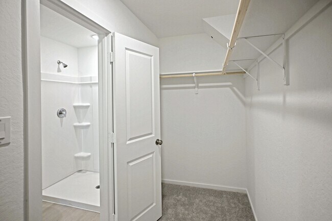 Building Photo - 14709 Mudstone St