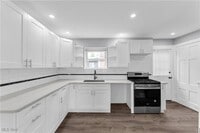 Building Photo - 302 Louisiana Ave