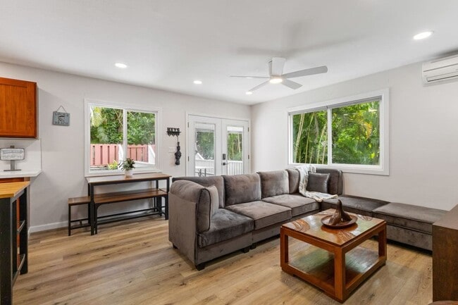 Building Photo - 930 Maunawili Cir