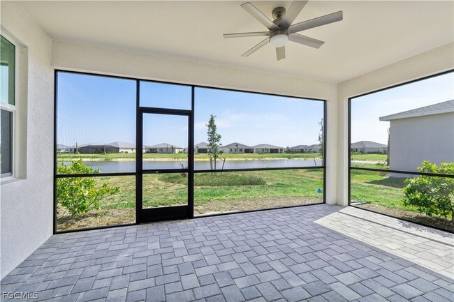 Building Photo - 44300 Saddlewood Ct