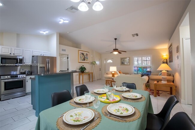 Building Photo - 36 Quail Roost Rd