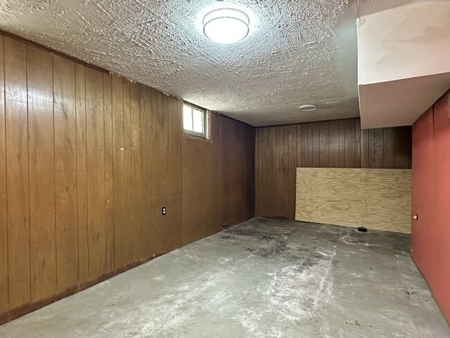 Building Photo - 1722 Pershing Ave