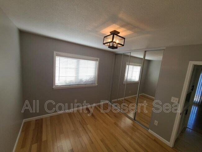 Building Photo - 17821 San Leandro Ln