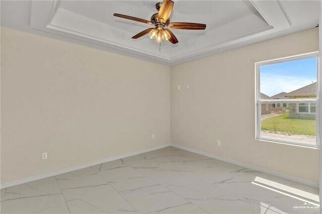 Building Photo - 5932 N Playa Del Sol St