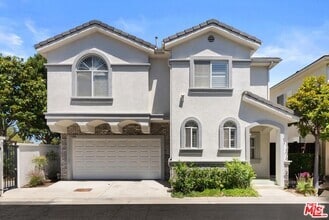 Building Photo - 15804 Crest Ln