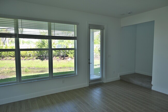 Building Photo - 3599 NW Solange Ct