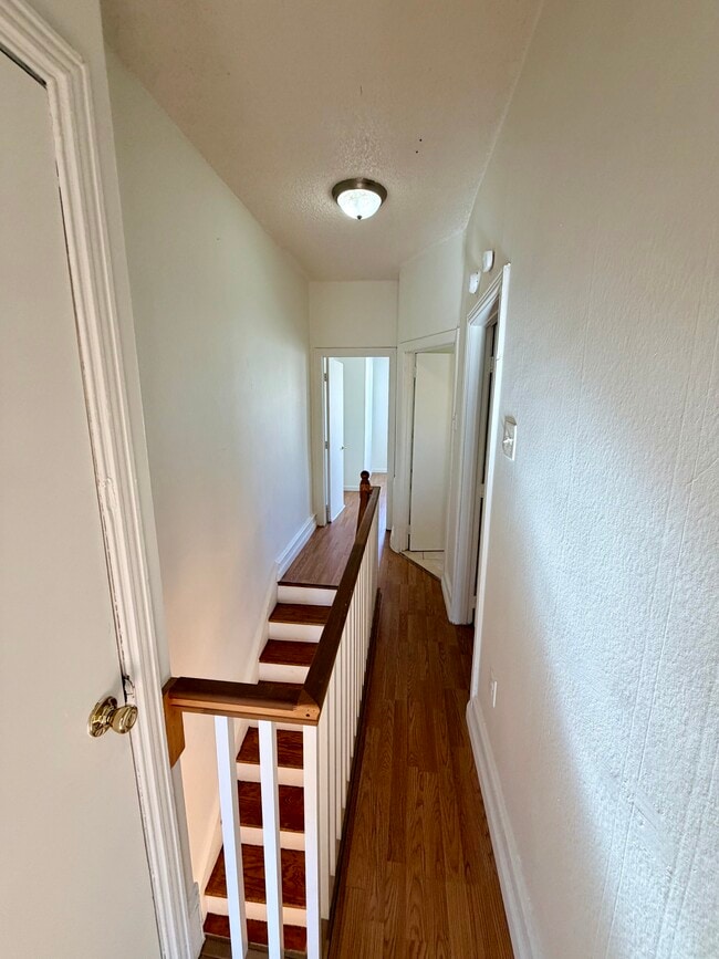 Building Photo - 1825 Dudley St