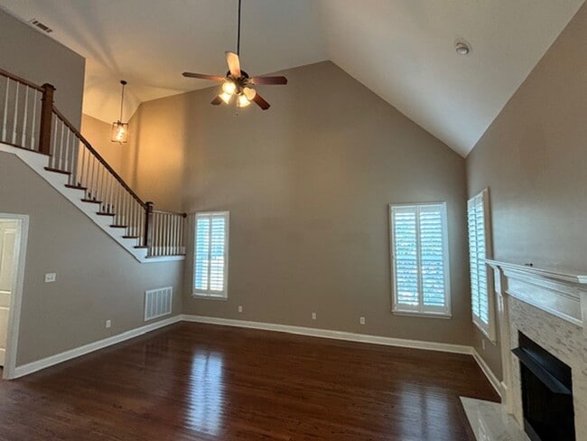 Building Photo - 1205 Sumter Landing Ln