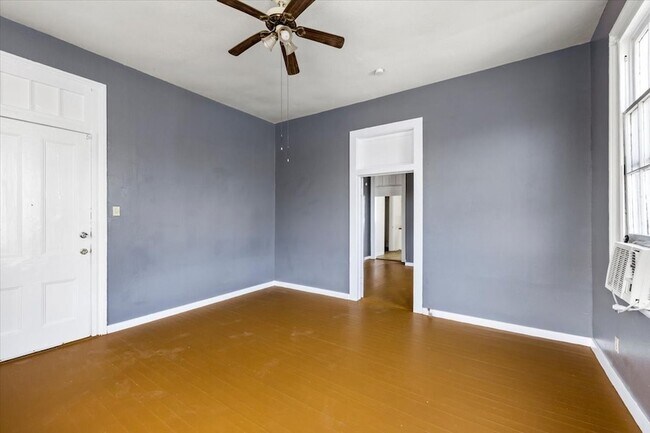 Building Photo - 1524 Mechanic St