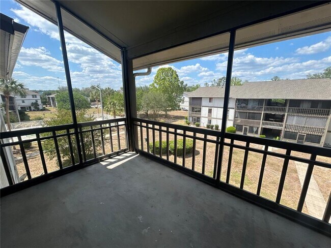 Building Photo - 6519 W Newberry Rd