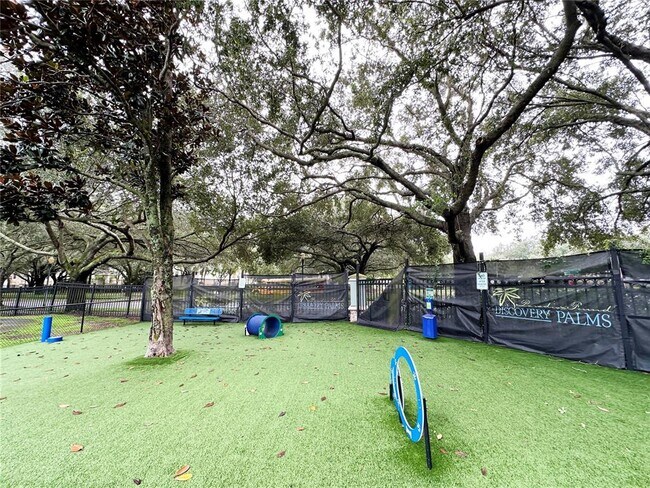 Building Photo - 12843 Madison Pointe Cir