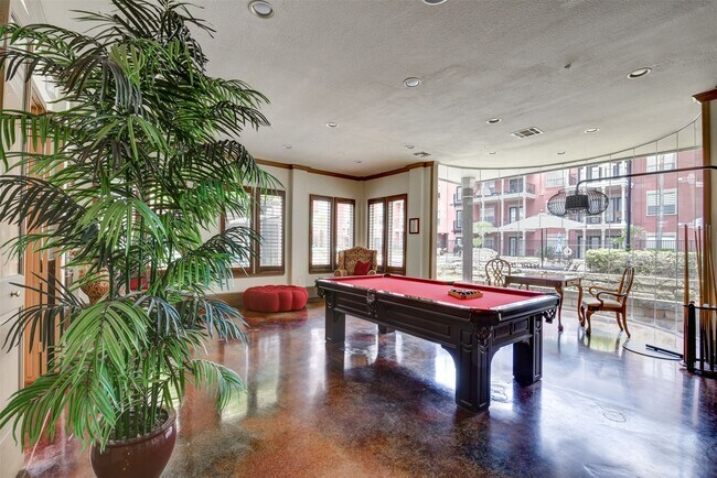 Building Photo - 2400 McCue Rd