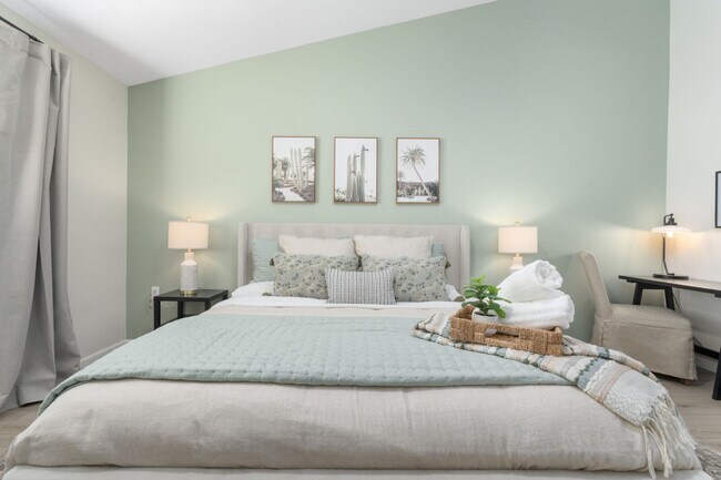 Building Photo - 10401 N 52nd St