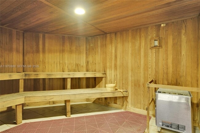 Building Photo - 253 NE 2nd St