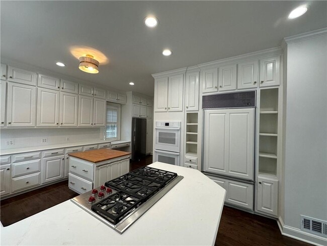 Building Photo - 935 Stovall Blvd NE