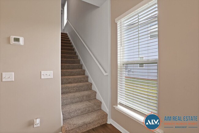 Building Photo - Spacious and Modern 4BR Home in Millstone ...