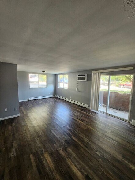 Building Photo - 125 Starling Road