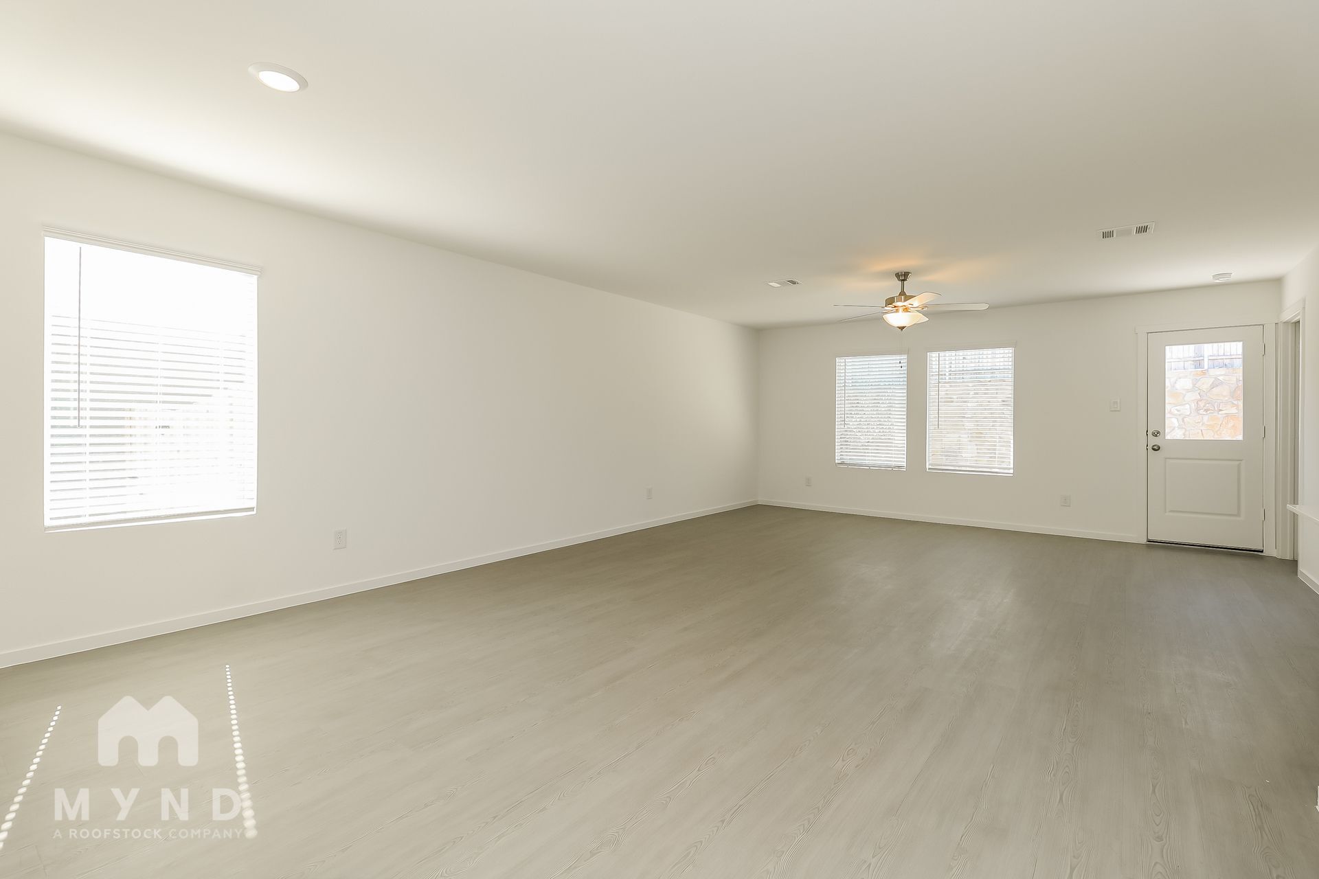 Building Photo - 2752 Ctr Crk Ln