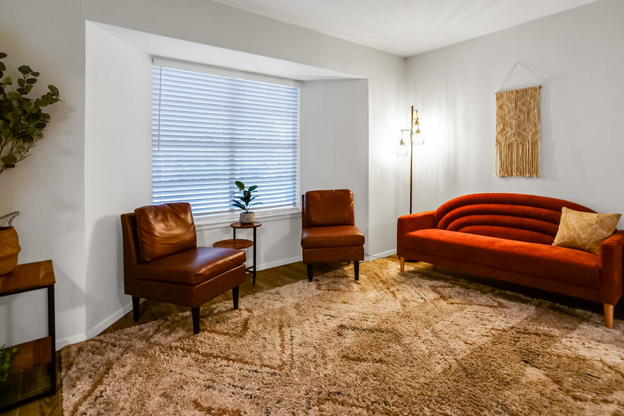 Building Photo - 5415 Billington Dr