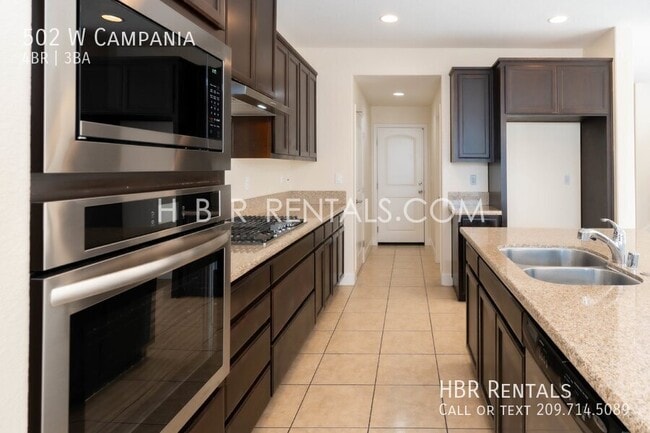 Building Photo - 502 W Campania-