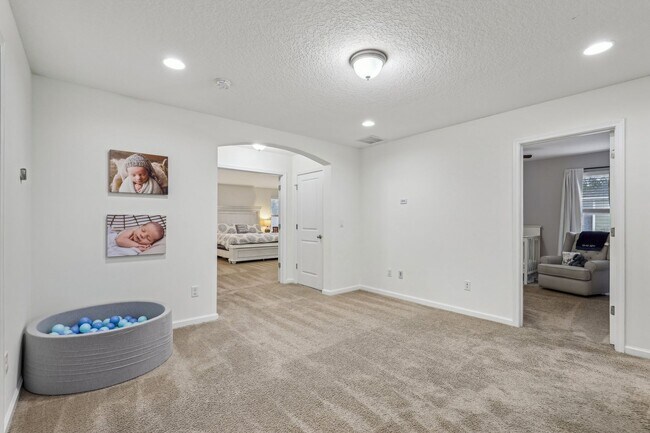 Building Photo - YOUR DREAM RENTAL HOME AWAITS!
