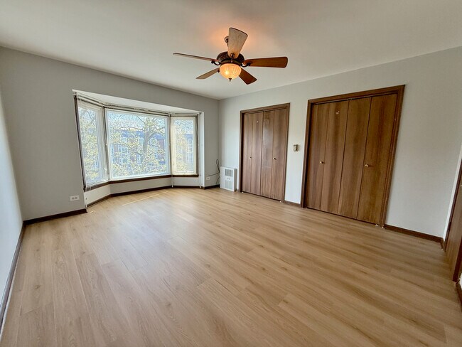 Building Photo - 600 Thames Pkwy