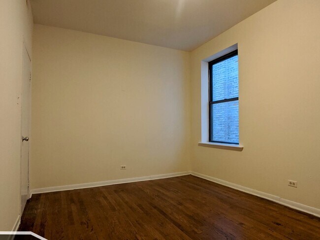 Building Photo - 2323 N Kedzie Blvd