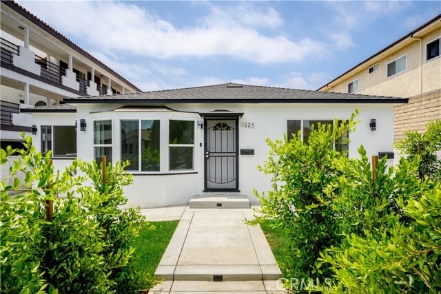 Primary Photo - 1025 Linden Ave