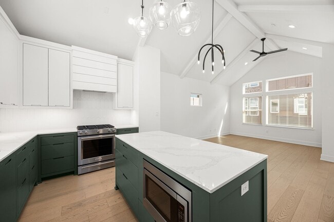 Building Photo - 1312 Heslep St