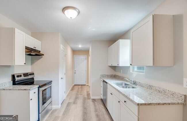 Building Photo - 80 Lyla Ln