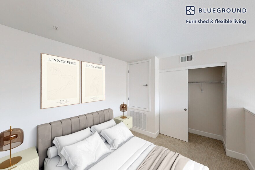 Building Photo - 7400 Center Ave