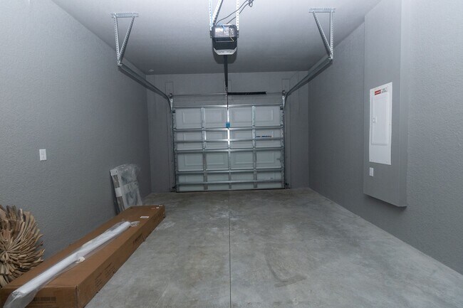 Building Photo - Brand-New Single-Family Home for Rent