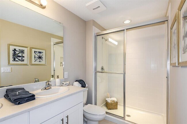 Building Photo - 11640 Glenside Ter