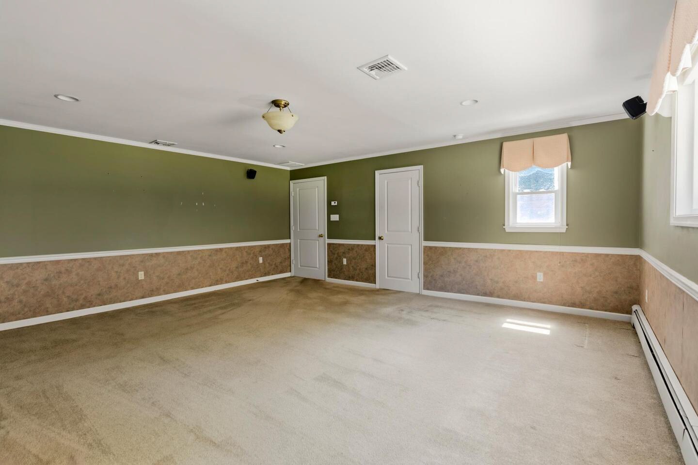 Building Photo - 1104 Alleghenyville Rd