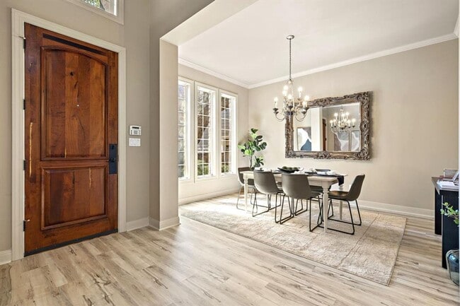 Building Photo - 3508 Red River St