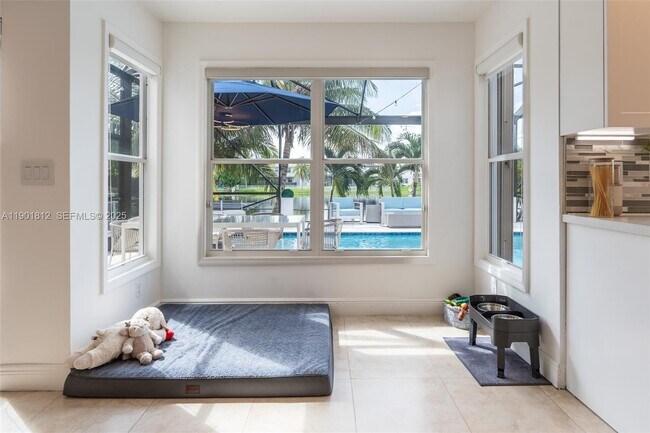 Building Photo - 18004 SW 20th St