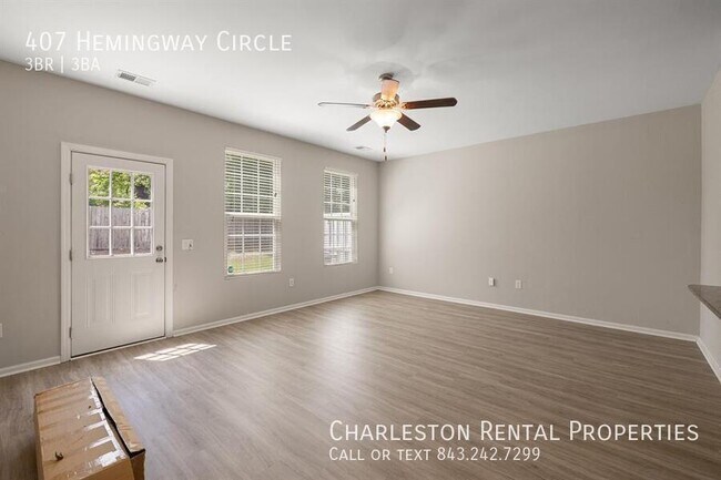 Building Photo - 407 Hemingway Cir