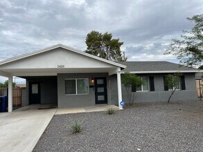 Building Photo - Paradise Valley; No HOA