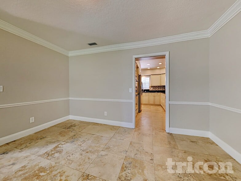 Building Photo - 11803 Willow Point Way