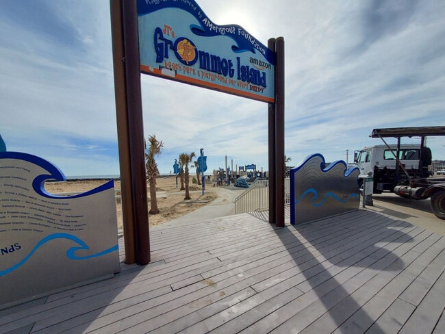 Building Photo - 215 Atlantic Ave